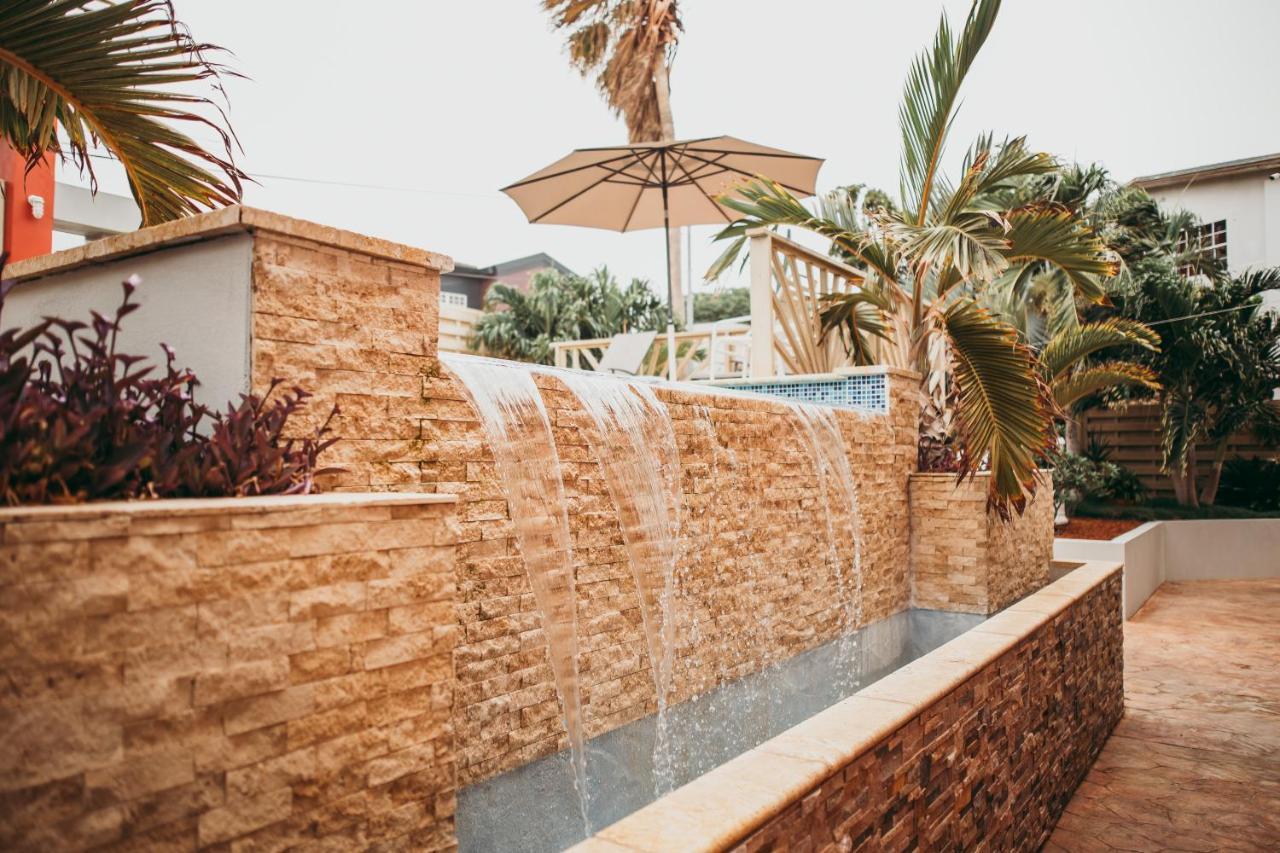 Ser'i Bucurui Accommodations Palm Beach Esterno foto