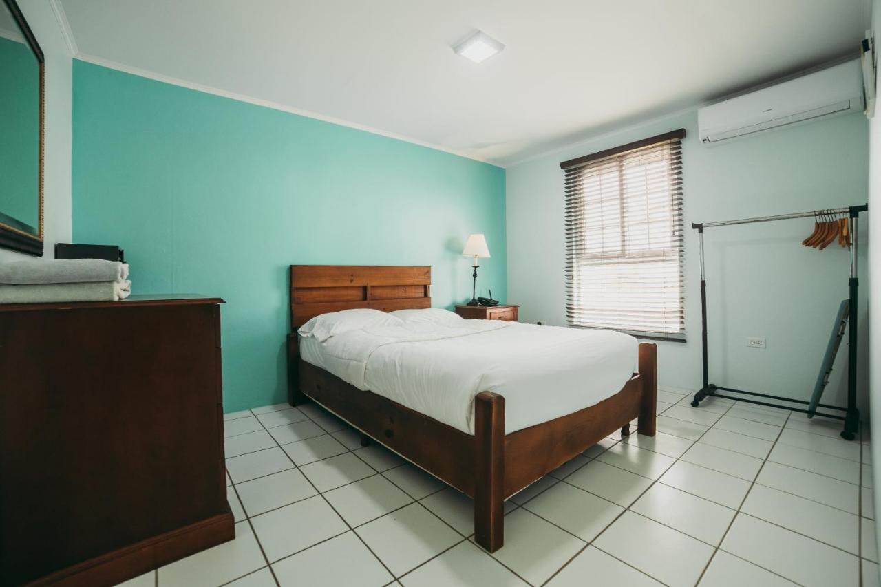 Ser'i Bucurui Accommodations Palm Beach Esterno foto