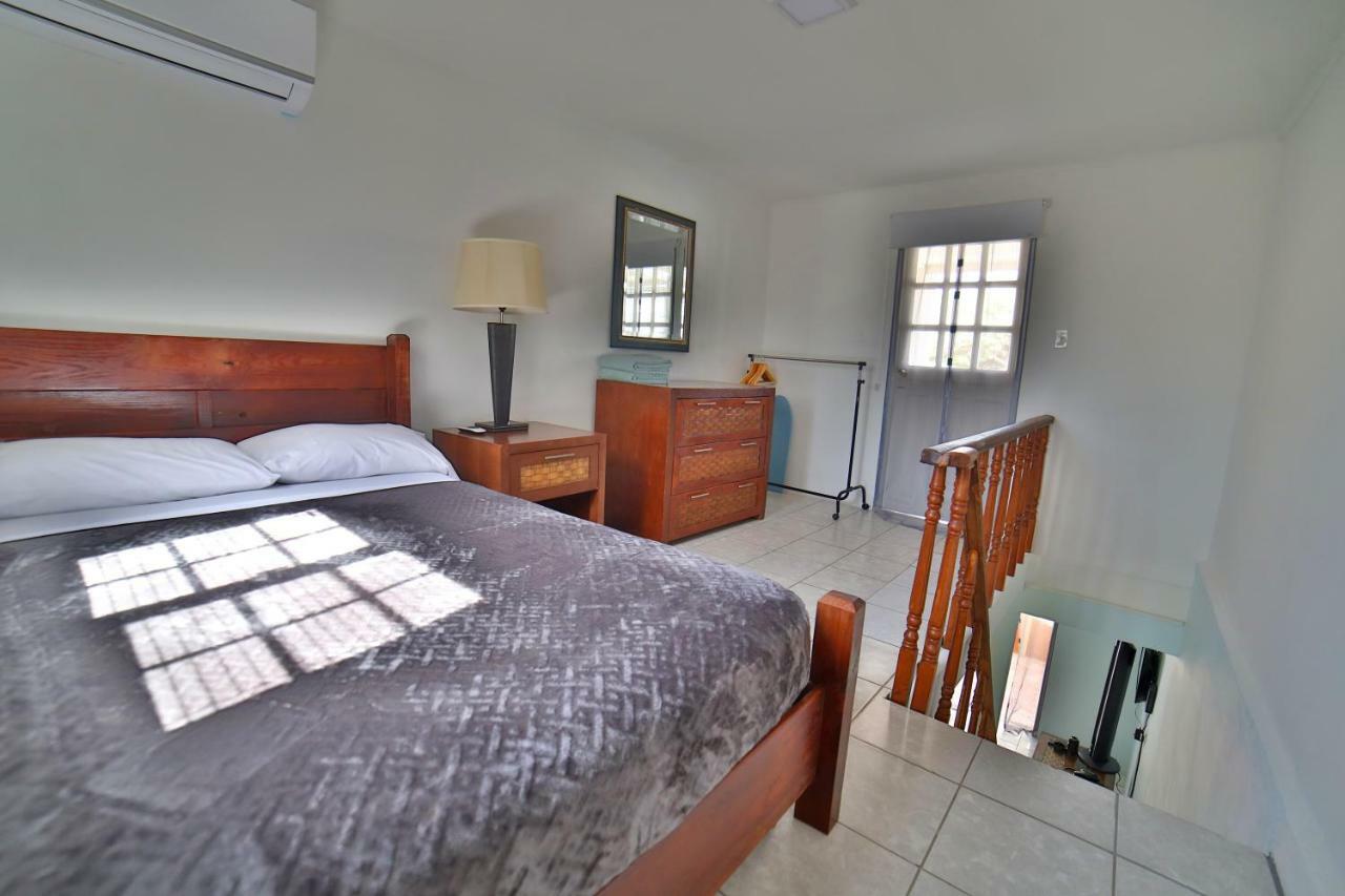 Ser'i Bucurui Accommodations Palm Beach Esterno foto